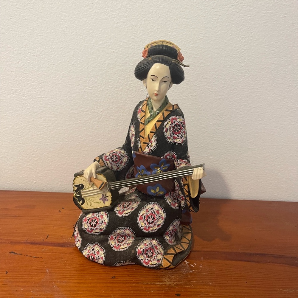 Vintage Resin Geisha Playing Shamisen Figurine